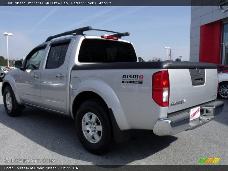 Radiant Silver / Graphite 2006 Nissan Frontier NISMO Crew Cab
