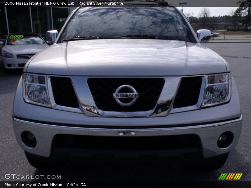 Radiant Silver / Graphite 2006 Nissan Frontier NISMO Crew Cab