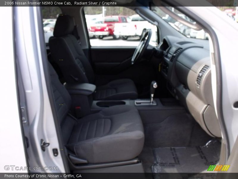 Radiant Silver / Graphite 2006 Nissan Frontier NISMO Crew Cab