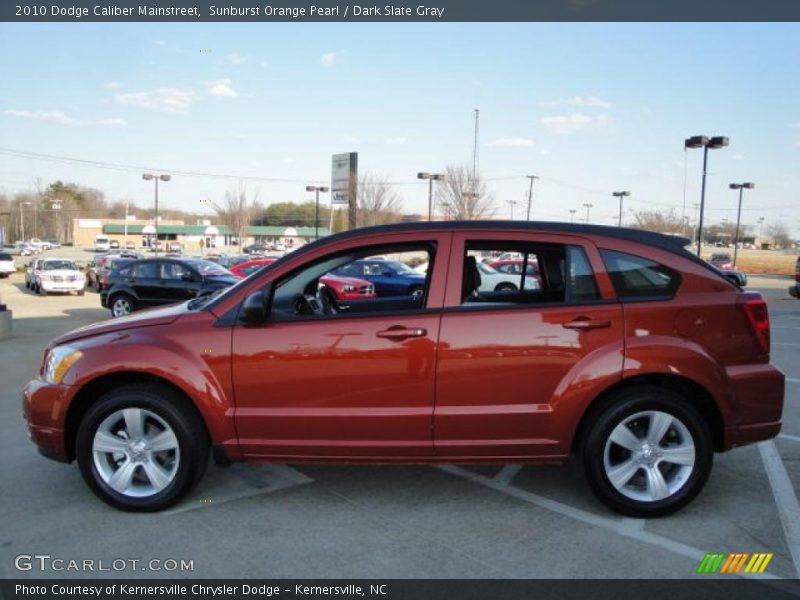 Sunburst Orange Pearl / Dark Slate Gray 2010 Dodge Caliber Mainstreet