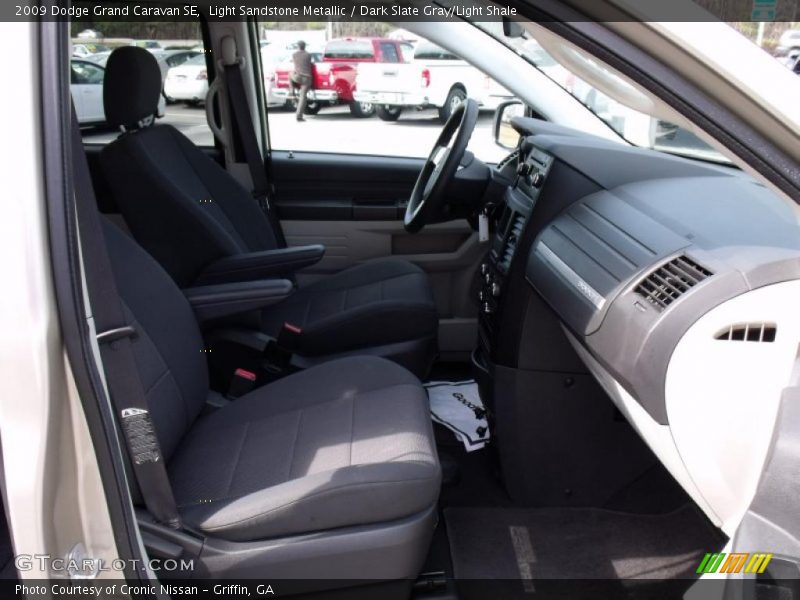 Light Sandstone Metallic / Dark Slate Gray/Light Shale 2009 Dodge Grand Caravan SE