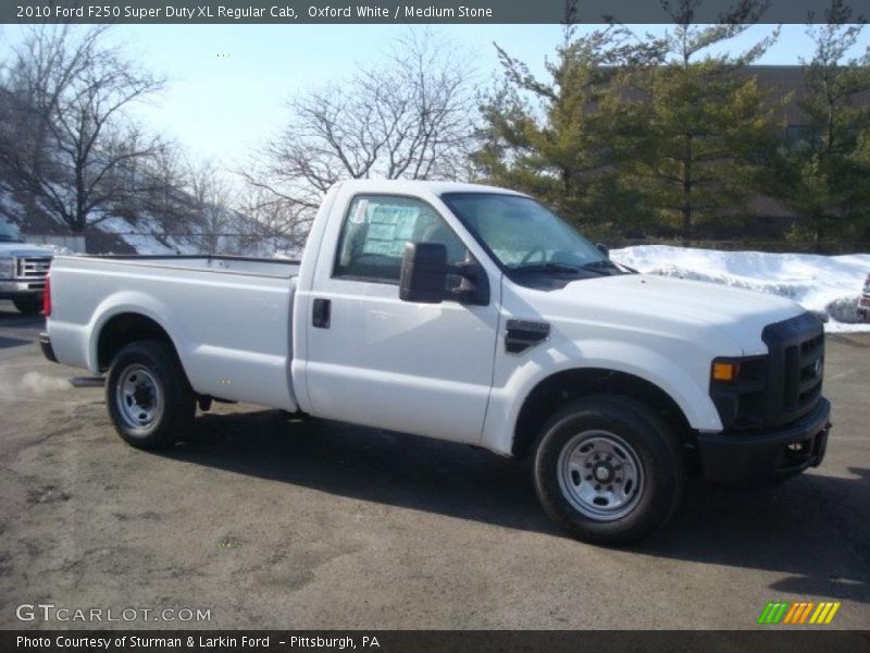 Oxford White / Medium Stone 2010 Ford F250 Super Duty XL Regular Cab
