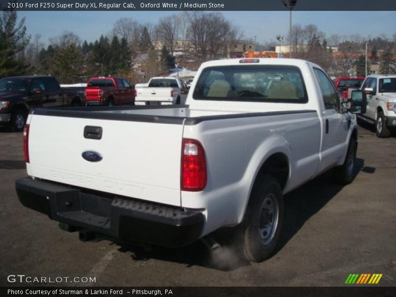 Oxford White / Medium Stone 2010 Ford F250 Super Duty XL Regular Cab