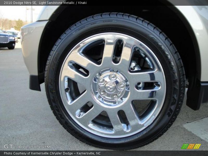 Light Sandstone Metallic / Khaki 2010 Dodge Nitro SE