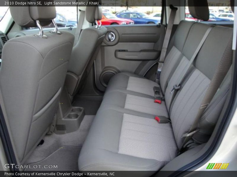 Light Sandstone Metallic / Khaki 2010 Dodge Nitro SE