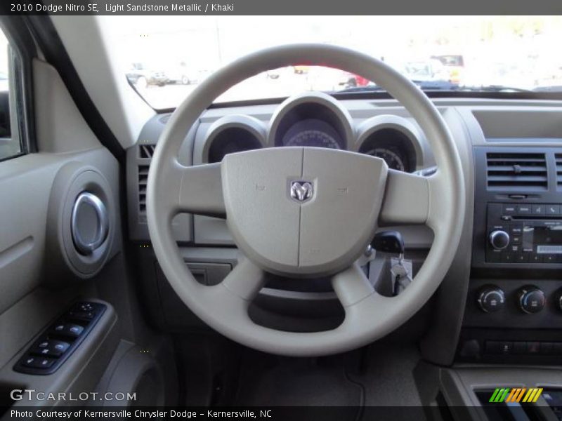 Light Sandstone Metallic / Khaki 2010 Dodge Nitro SE