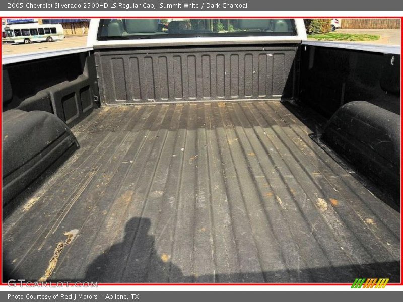 Summit White / Dark Charcoal 2005 Chevrolet Silverado 2500HD LS Regular Cab
