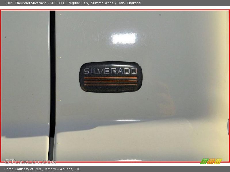 Summit White / Dark Charcoal 2005 Chevrolet Silverado 2500HD LS Regular Cab