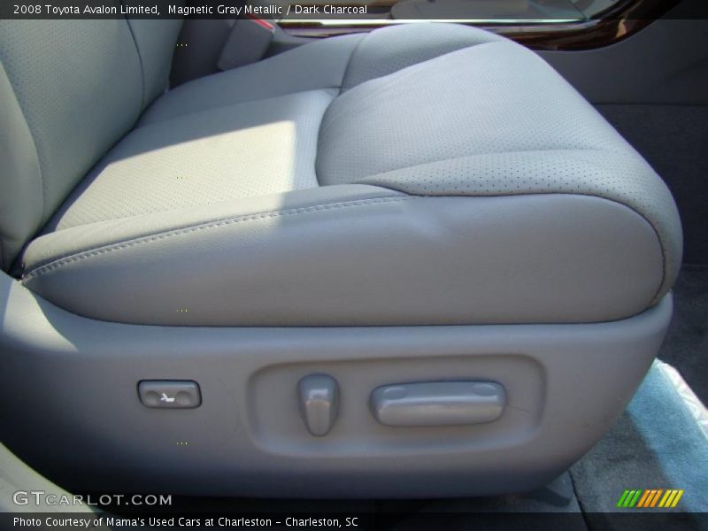 Magnetic Gray Metallic / Dark Charcoal 2008 Toyota Avalon Limited