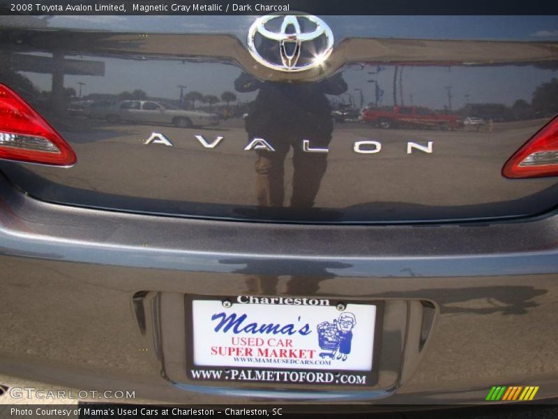 Magnetic Gray Metallic / Dark Charcoal 2008 Toyota Avalon Limited