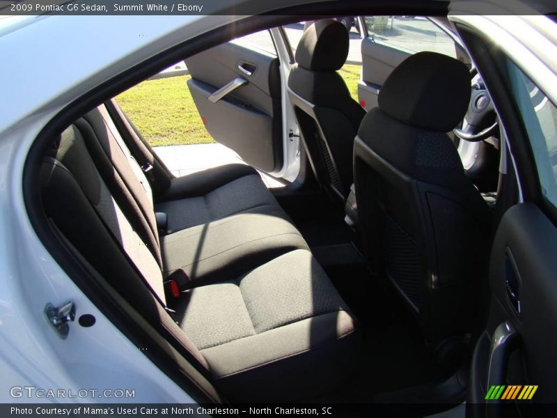 Summit White / Ebony 2009 Pontiac G6 Sedan