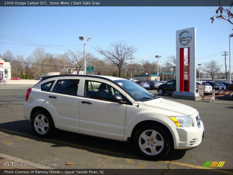 Stone White / Dark Slate Gray 2008 Dodge Caliber SXT