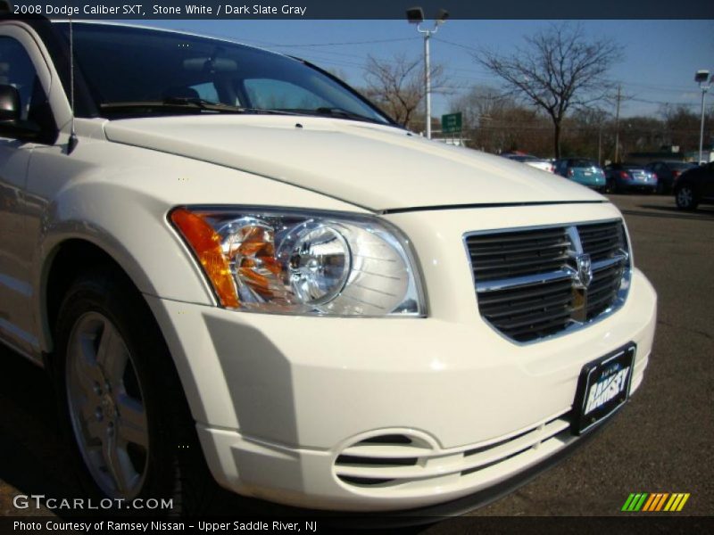Stone White / Dark Slate Gray 2008 Dodge Caliber SXT