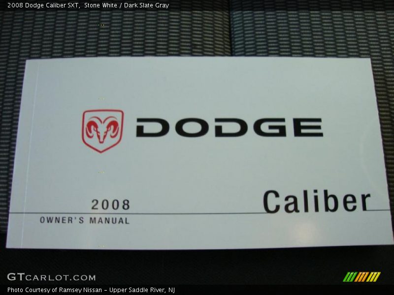 Stone White / Dark Slate Gray 2008 Dodge Caliber SXT