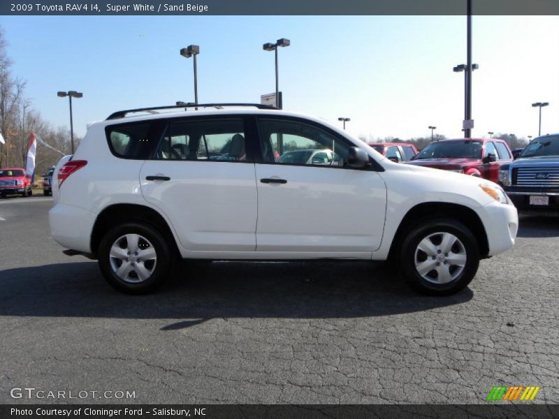 Super White / Sand Beige 2009 Toyota RAV4 I4