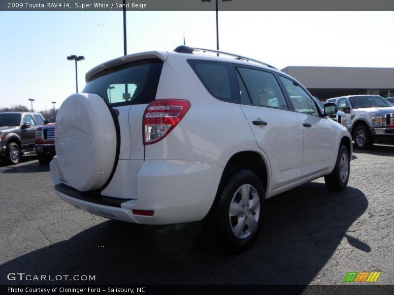 Super White / Sand Beige 2009 Toyota RAV4 I4