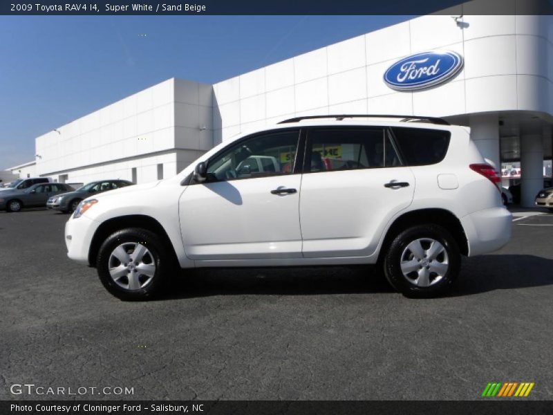 Super White / Sand Beige 2009 Toyota RAV4 I4
