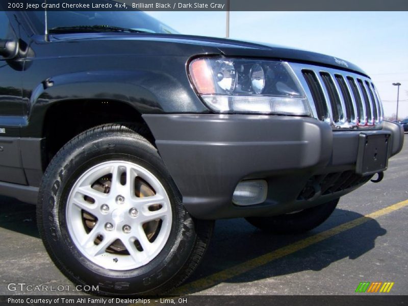 Brilliant Black / Dark Slate Gray 2003 Jeep Grand Cherokee Laredo 4x4