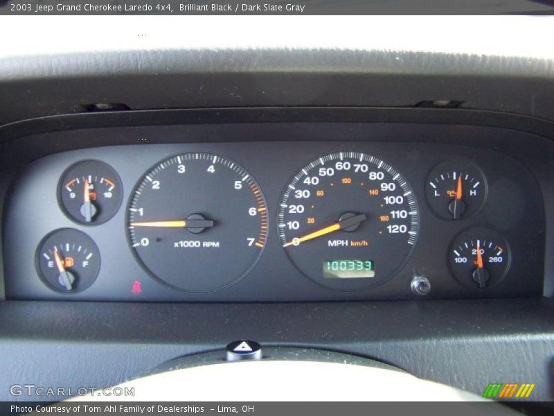 Brilliant Black / Dark Slate Gray 2003 Jeep Grand Cherokee Laredo 4x4