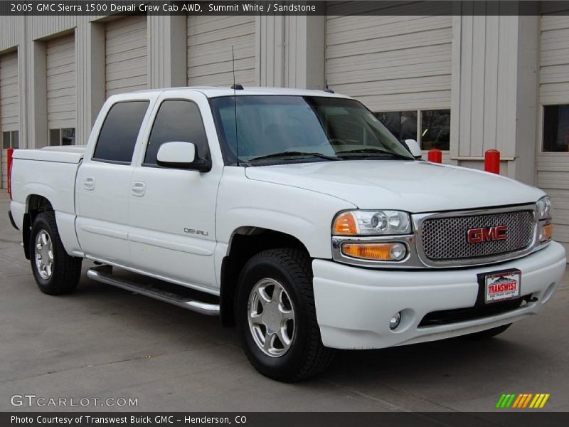 Summit White / Sandstone 2005 GMC Sierra 1500 Denali Crew Cab AWD