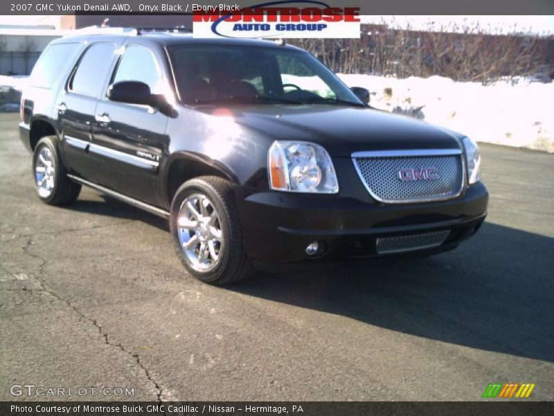 Onyx Black / Ebony Black 2007 GMC Yukon Denali AWD
