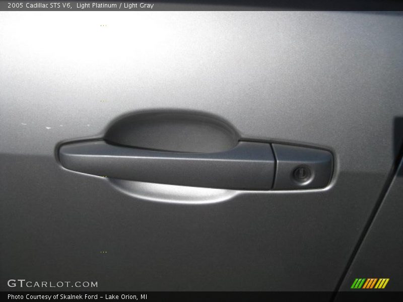 Light Platinum / Light Gray 2005 Cadillac STS V6