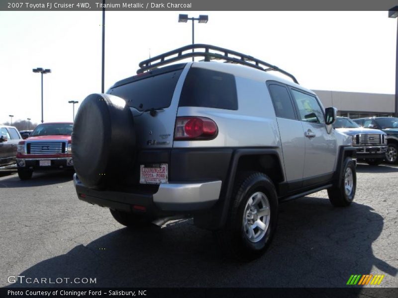 Titanium Metallic / Dark Charcoal 2007 Toyota FJ Cruiser 4WD