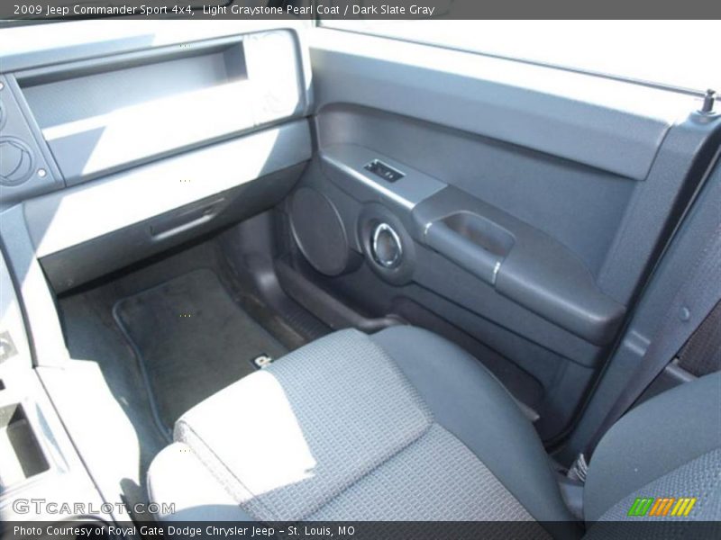 Light Graystone Pearl Coat / Dark Slate Gray 2009 Jeep Commander Sport 4x4