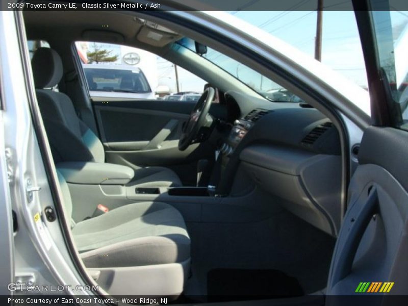 Classic Silver Metallic / Ash 2009 Toyota Camry LE