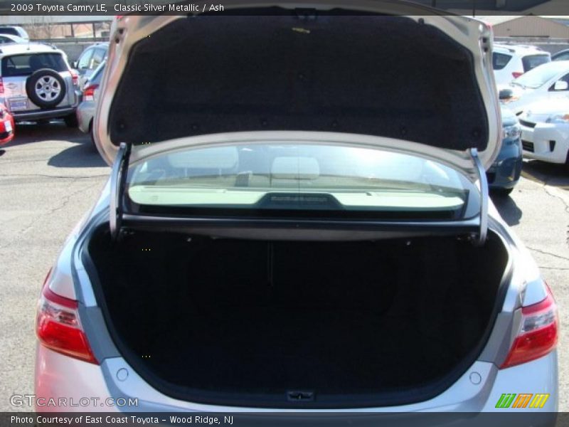 Classic Silver Metallic / Ash 2009 Toyota Camry LE