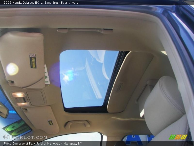 Sage Brush Pearl / Ivory 2006 Honda Odyssey EX-L