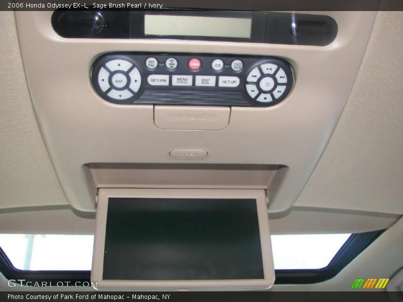 Sage Brush Pearl / Ivory 2006 Honda Odyssey EX-L