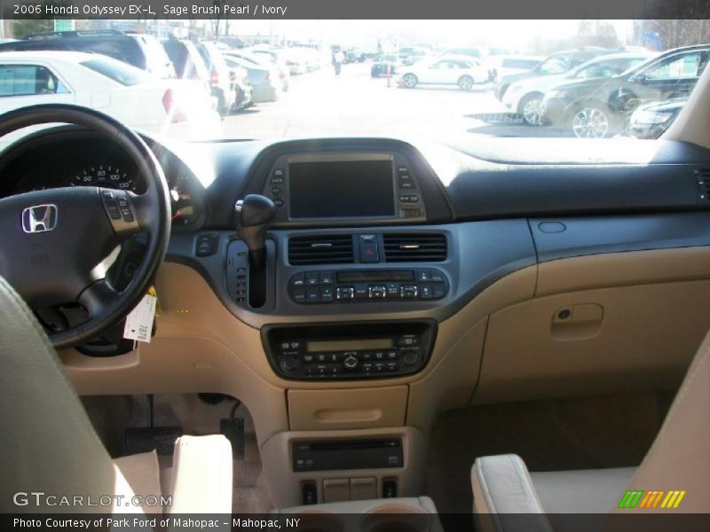 Sage Brush Pearl / Ivory 2006 Honda Odyssey EX-L
