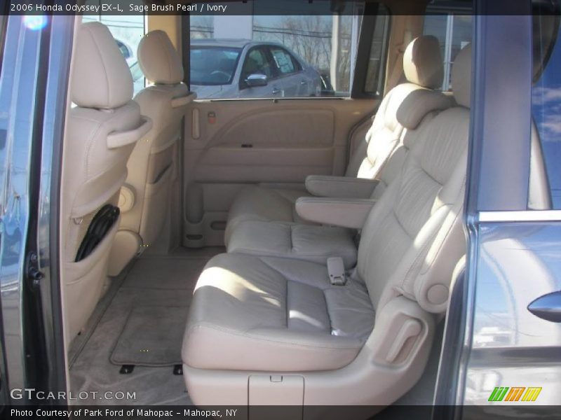 Sage Brush Pearl / Ivory 2006 Honda Odyssey EX-L