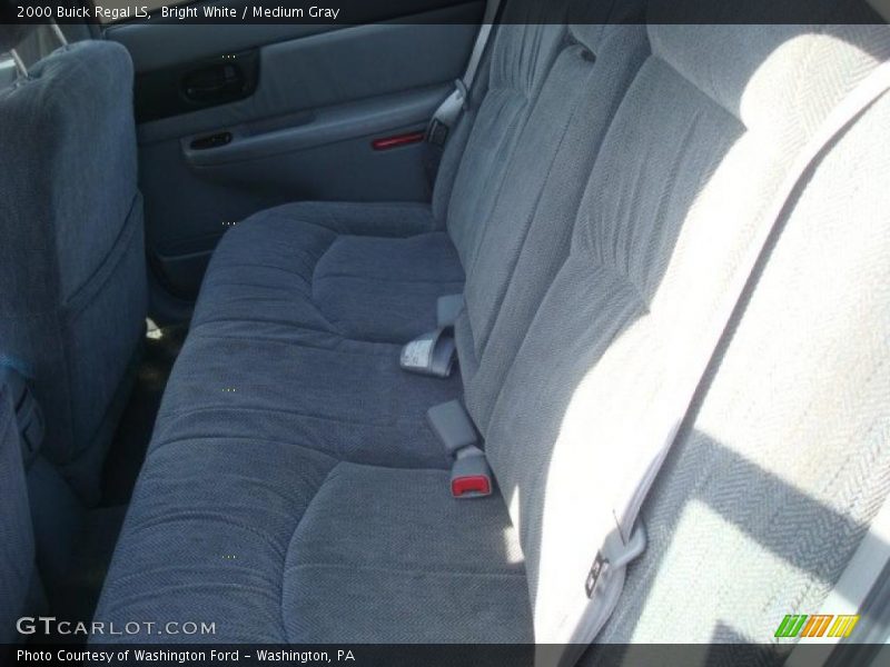 Bright White / Medium Gray 2000 Buick Regal LS