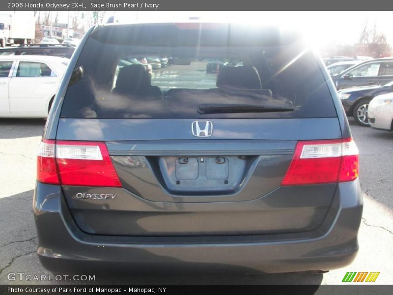 Sage Brush Pearl / Ivory 2006 Honda Odyssey EX-L