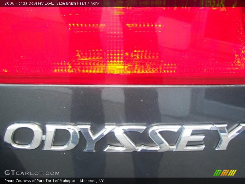 Sage Brush Pearl / Ivory 2006 Honda Odyssey EX-L