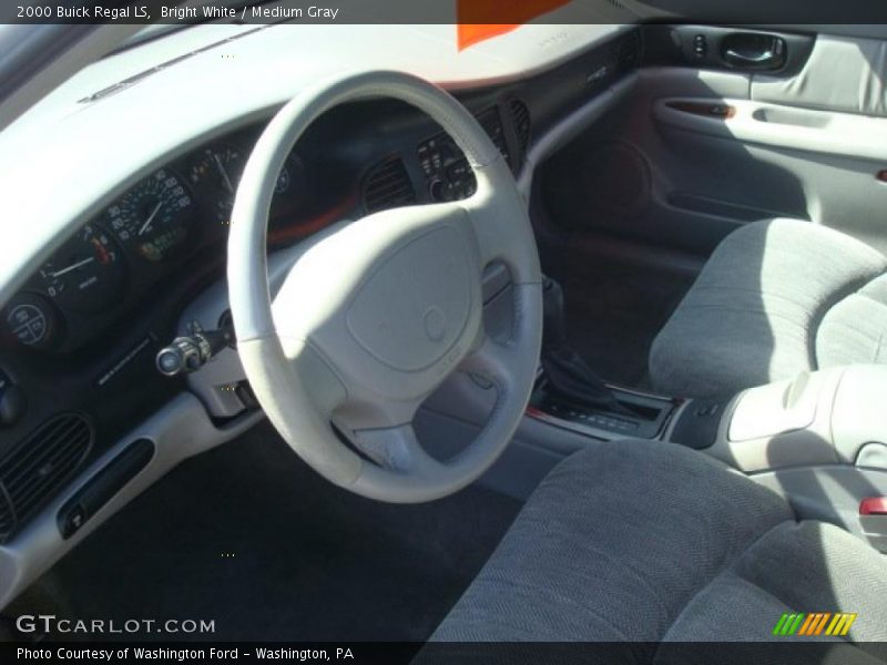 Bright White / Medium Gray 2000 Buick Regal LS
