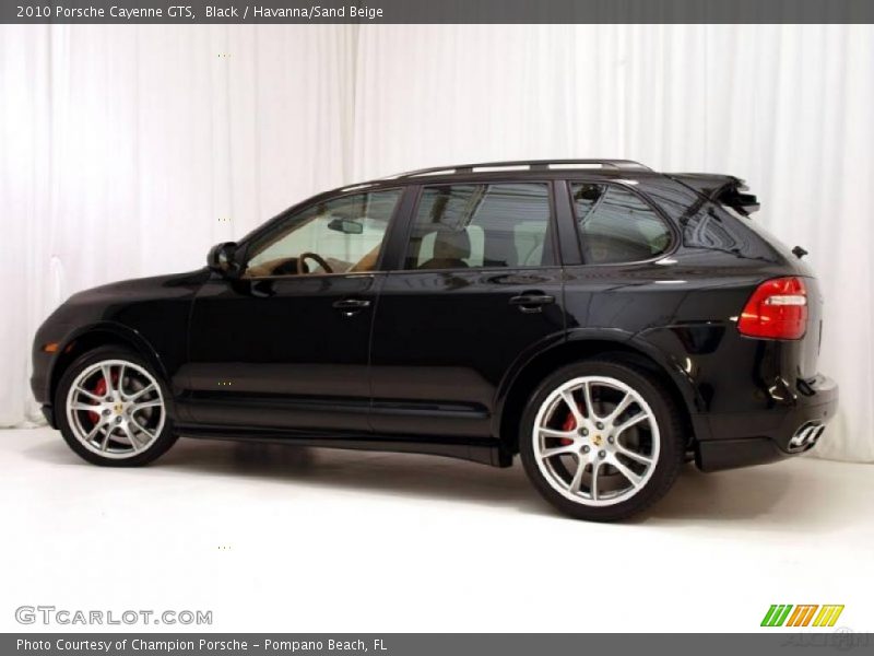 Black / Havanna/Sand Beige 2010 Porsche Cayenne GTS