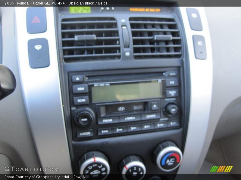 Obsidian Black / Beige 2006 Hyundai Tucson GLS V6 4x4