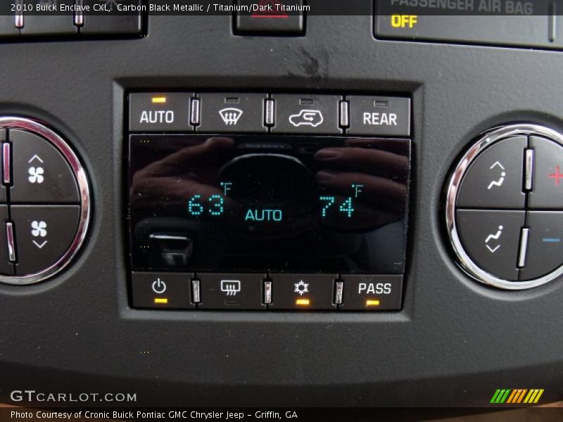 Carbon Black Metallic / Titanium/Dark Titanium 2010 Buick Enclave CXL