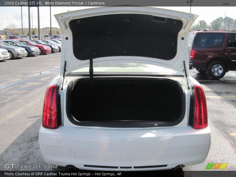 White Diamond Tricoat / Cashmere 2009 Cadillac STS V6
