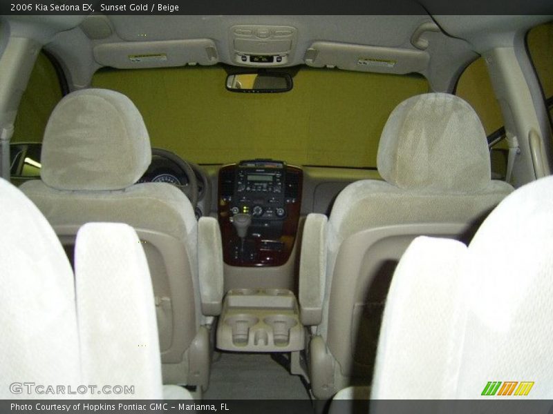 Sunset Gold / Beige 2006 Kia Sedona EX