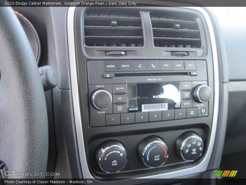 Sunburst Orange Pearl / Dark Slate Gray 2010 Dodge Caliber Mainstreet