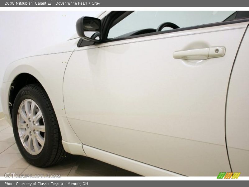 Dover White Pearl / Gray 2008 Mitsubishi Galant ES