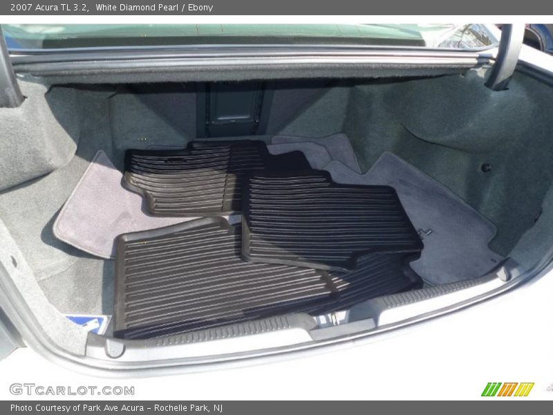White Diamond Pearl / Ebony 2007 Acura TL 3.2