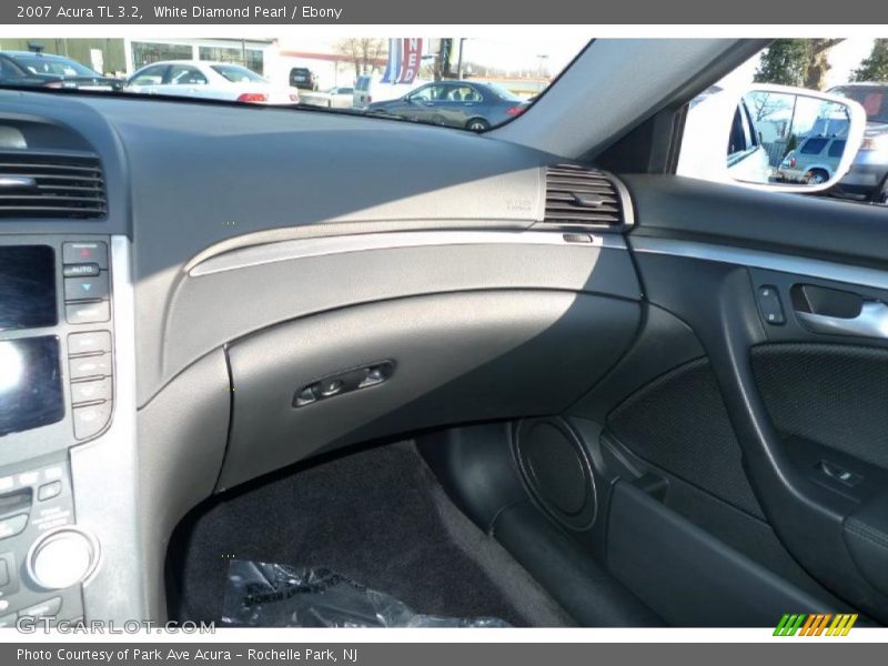 White Diamond Pearl / Ebony 2007 Acura TL 3.2