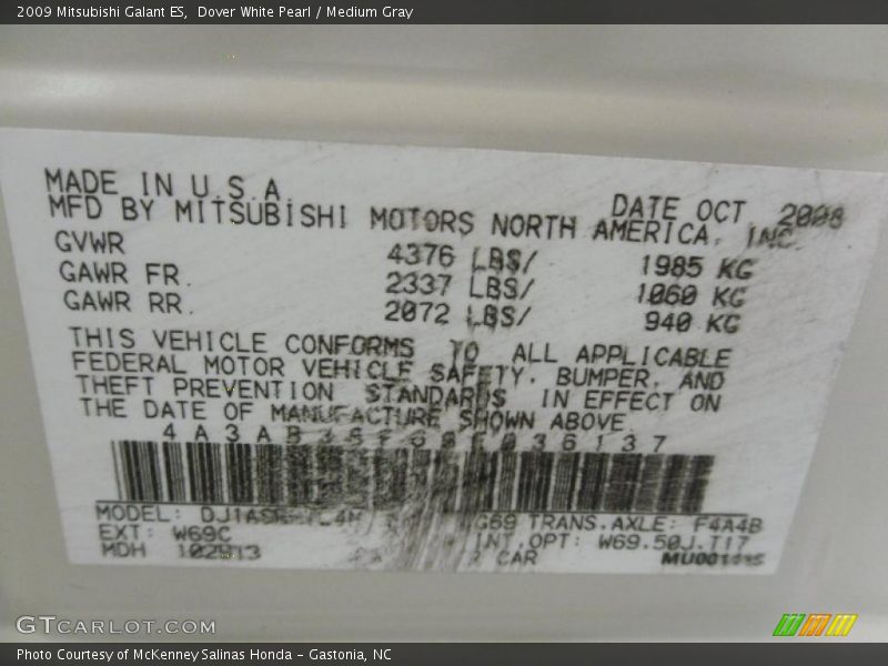 Dover White Pearl / Medium Gray 2009 Mitsubishi Galant ES