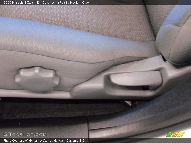 Dover White Pearl / Medium Gray 2009 Mitsubishi Galant ES