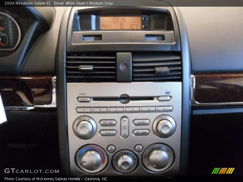Dover White Pearl / Medium Gray 2009 Mitsubishi Galant ES